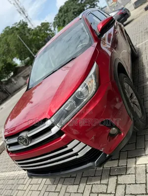Toyota Highlander 2016 Red