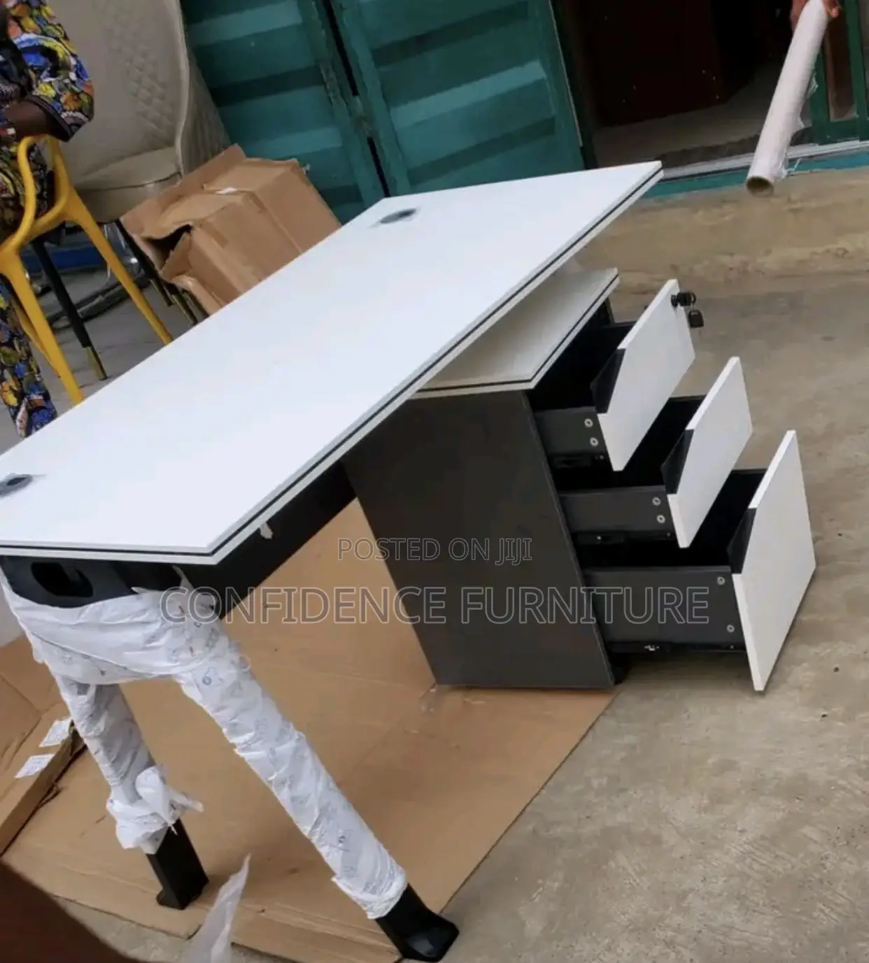 Quality HDF Office Table