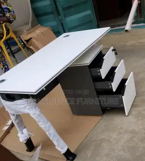 Quality HDF Office Table