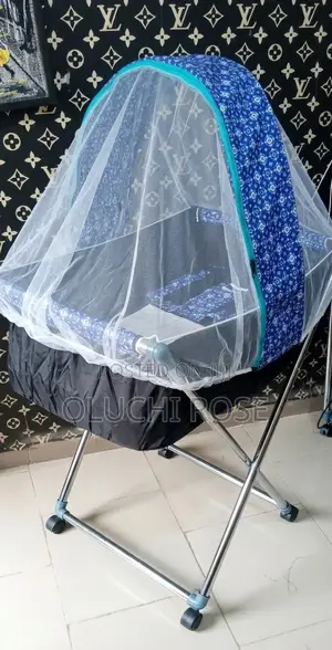 Standing Baby Bed With Mosquito Net