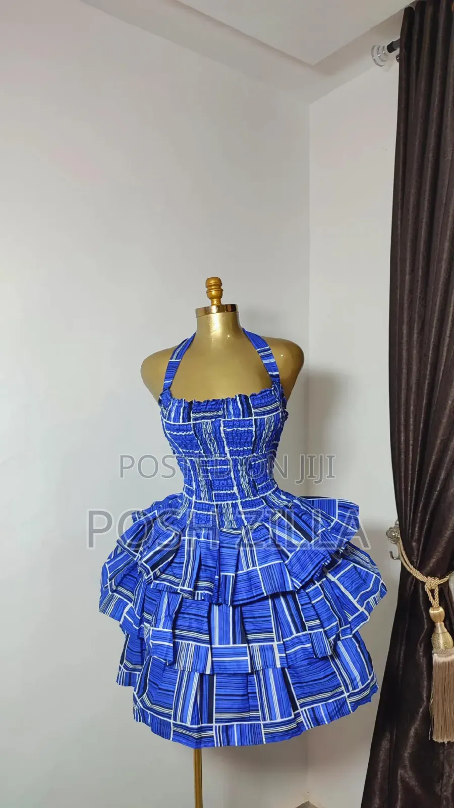 Latest Backless Gown