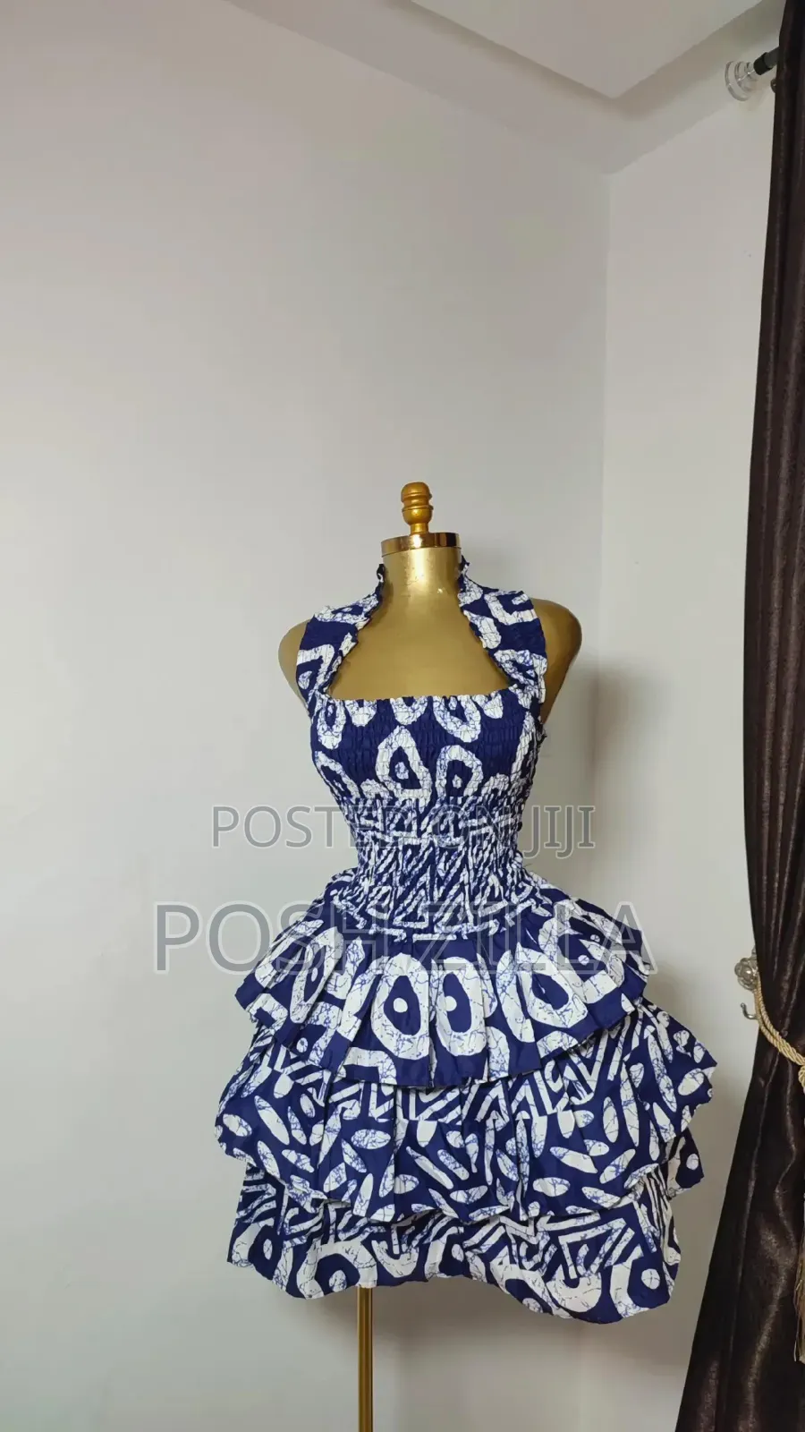 Latest Backless Gown