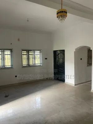 2bdrm Block of Flats in Ajanla, Nnpc, Oluyole for rent