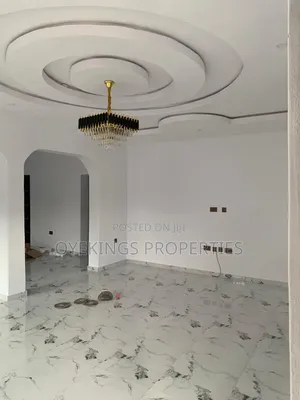 3bdrm Bungalow in Primier Estate, Oluyole for rent