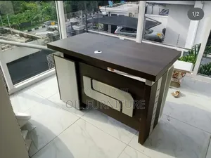 Premium Quality Executive Office Table
