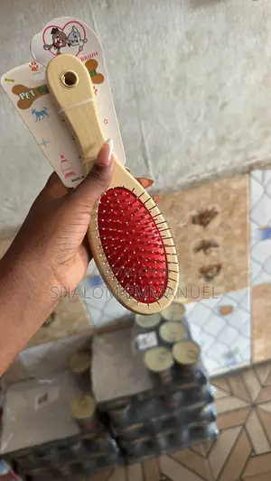 Remove Shedding Tangles With Ease