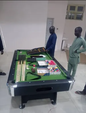 Complete Accessories Snooker Table