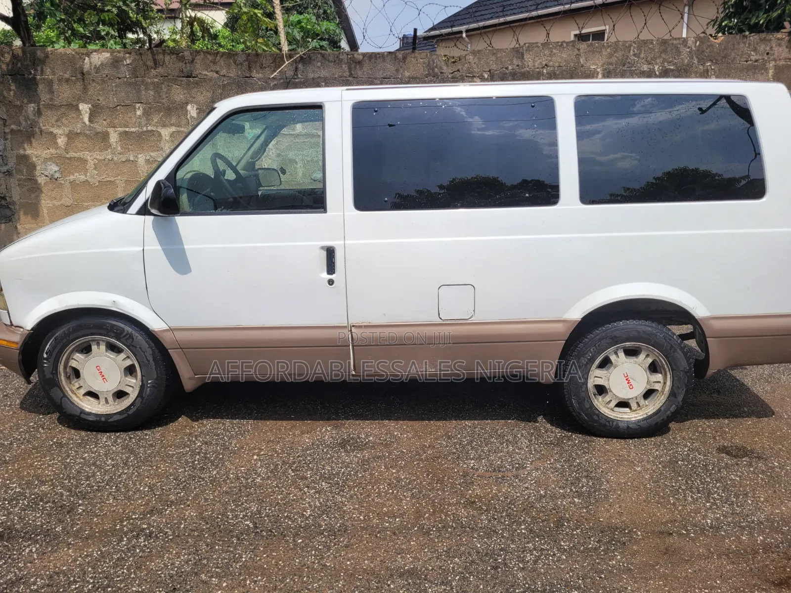 GMC 4500 2000 White