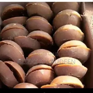 Jaggery Native Sewetner. Honey Alternative