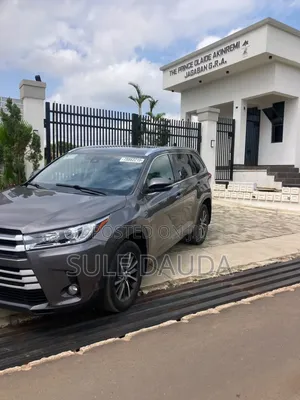 Toyota Highlander 2017 Gray
