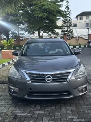Nissan Altima 3.5 SL 4dr Sedan (3.5L 6cyl CVT) 2015 Gray