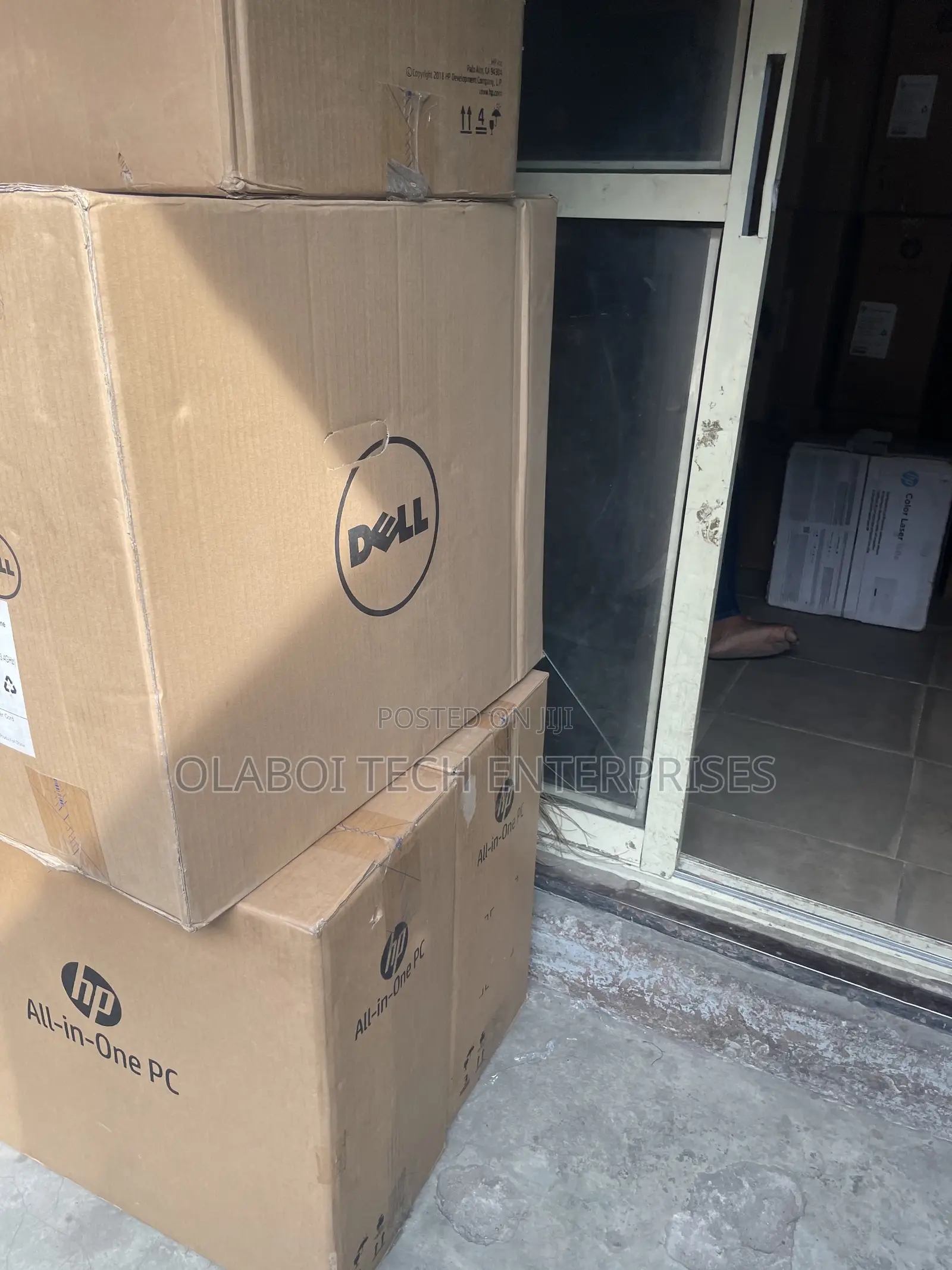 New Desktop Computer Dell OptiPlex 7450 8GB Intel Core i5 SSD 256GB