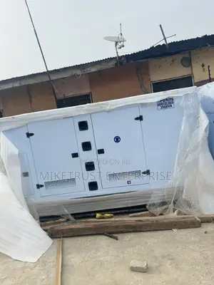 350kva Perkins Noiseless Diesel Soundproof Generator