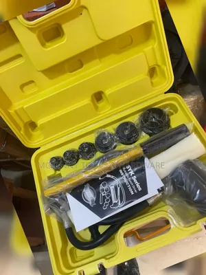 Syk Series Hydraulic Knockout Punch Driver Tool Kit.
