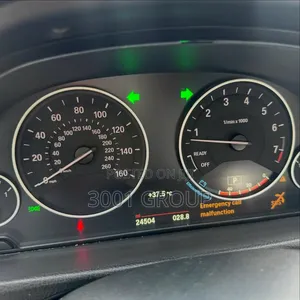 BMW 320i 2018 White