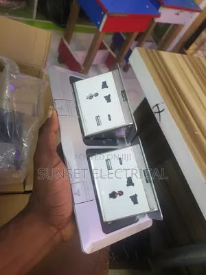 2 Socket With 2 Usb and Type C Mouth