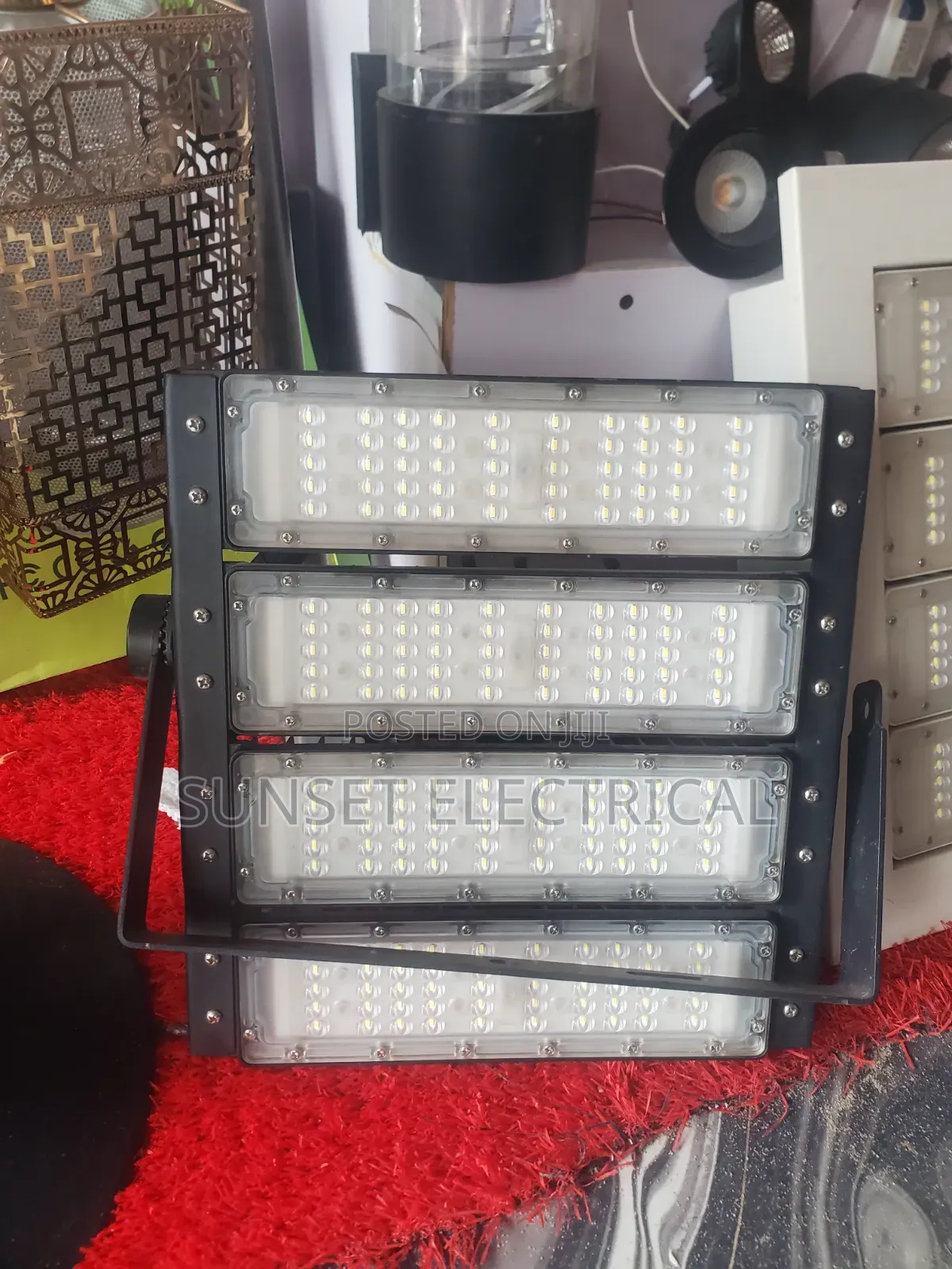Black Canopy Light