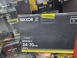 Nikon Z Len 24-70mm F4