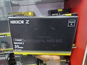 Nikon Z Len 35mm F1.8s