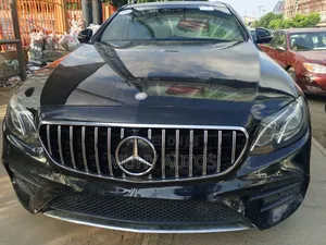 Mercedes-Benz E300 2017 Black
