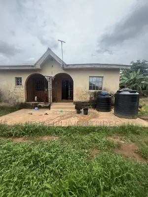 4bdrm Bungalow in Owo Eko, Ado-Odo/Ota for sale