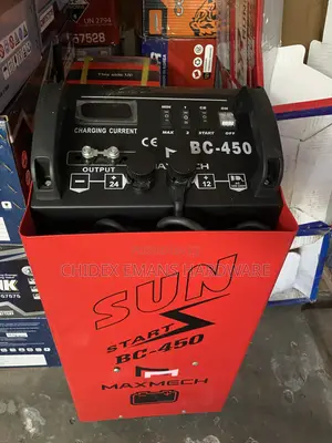 Maxmech Bc-450 Heavy-Duty Battery Charger for 12v and 24v Batteries.