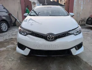 Toyota Corolla 2017 White