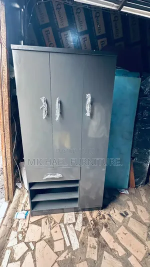 Uplifting 3 by 6 Wardrobe
