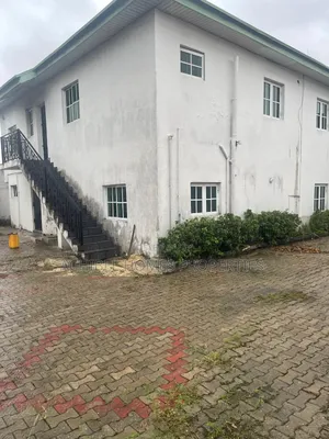 5bdrm Duplex in Off Ogunlana Drive for sale