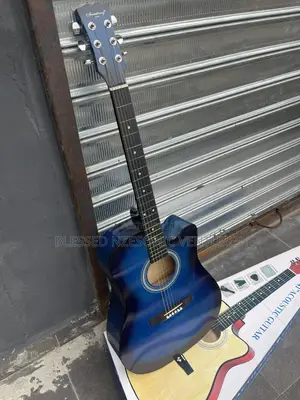 Jumbo Box Guitar