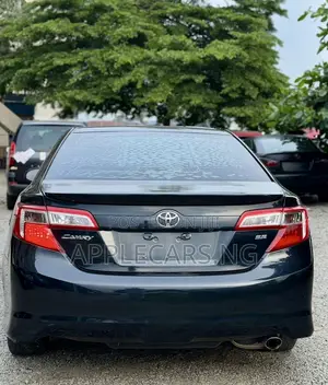 Toyota Camry SE 4dr Sedan (2.5L 4cyl 6A) 2013 Black