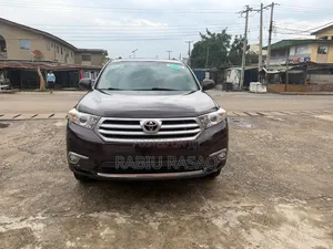 Toyota Highlander 2012 Brown