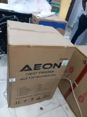 Aeon 100 Litres Freezer With Adjustable Thermostat
