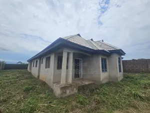 5bdrm Bungalow in Sweet Estate,, Abeokuta South for sale