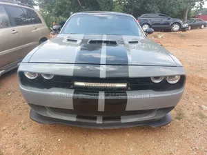 Dodge Challenger 2010 Gray