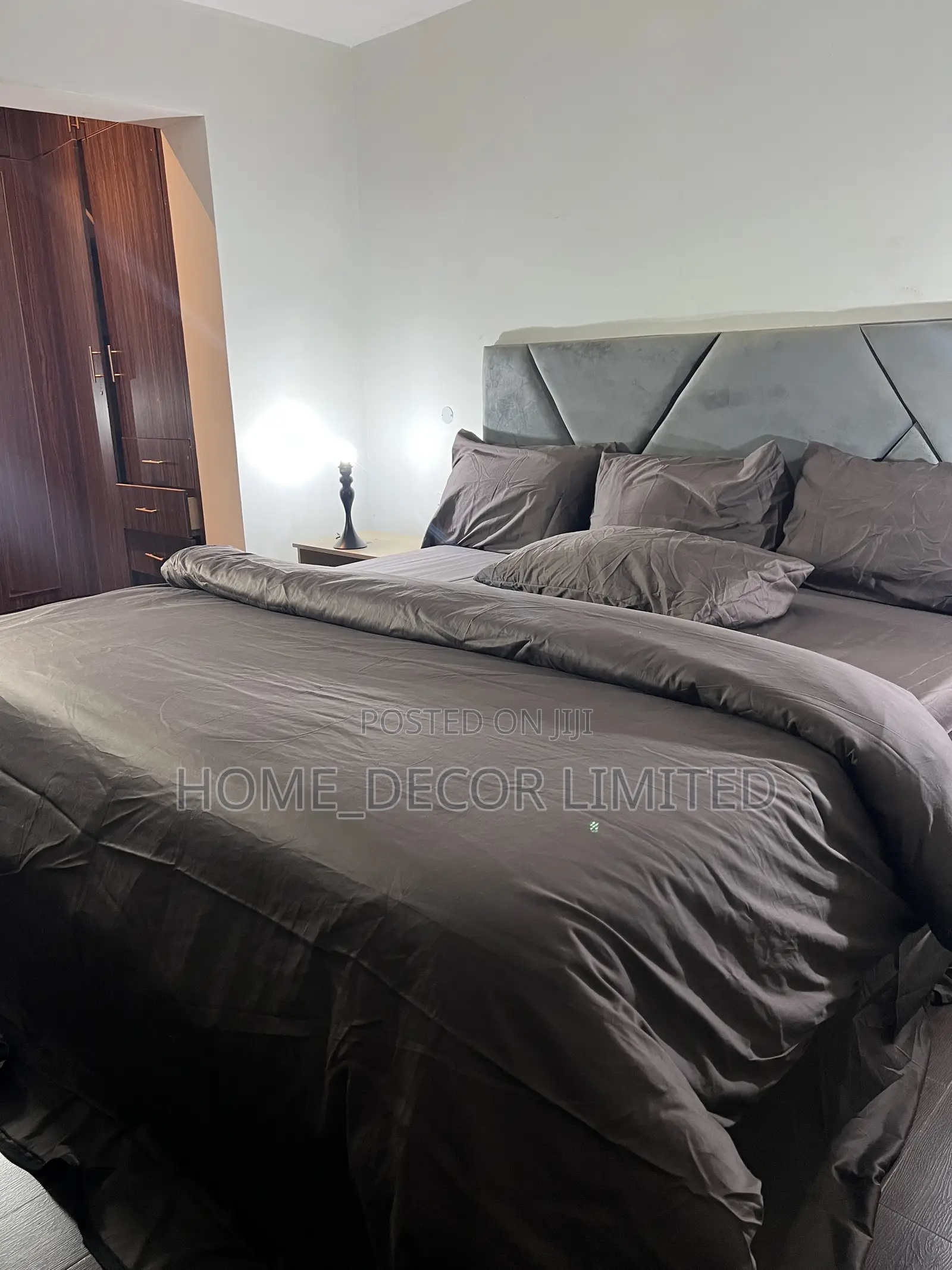 Beddings Sets ( Plain Egyptian, Polish , British Quality )