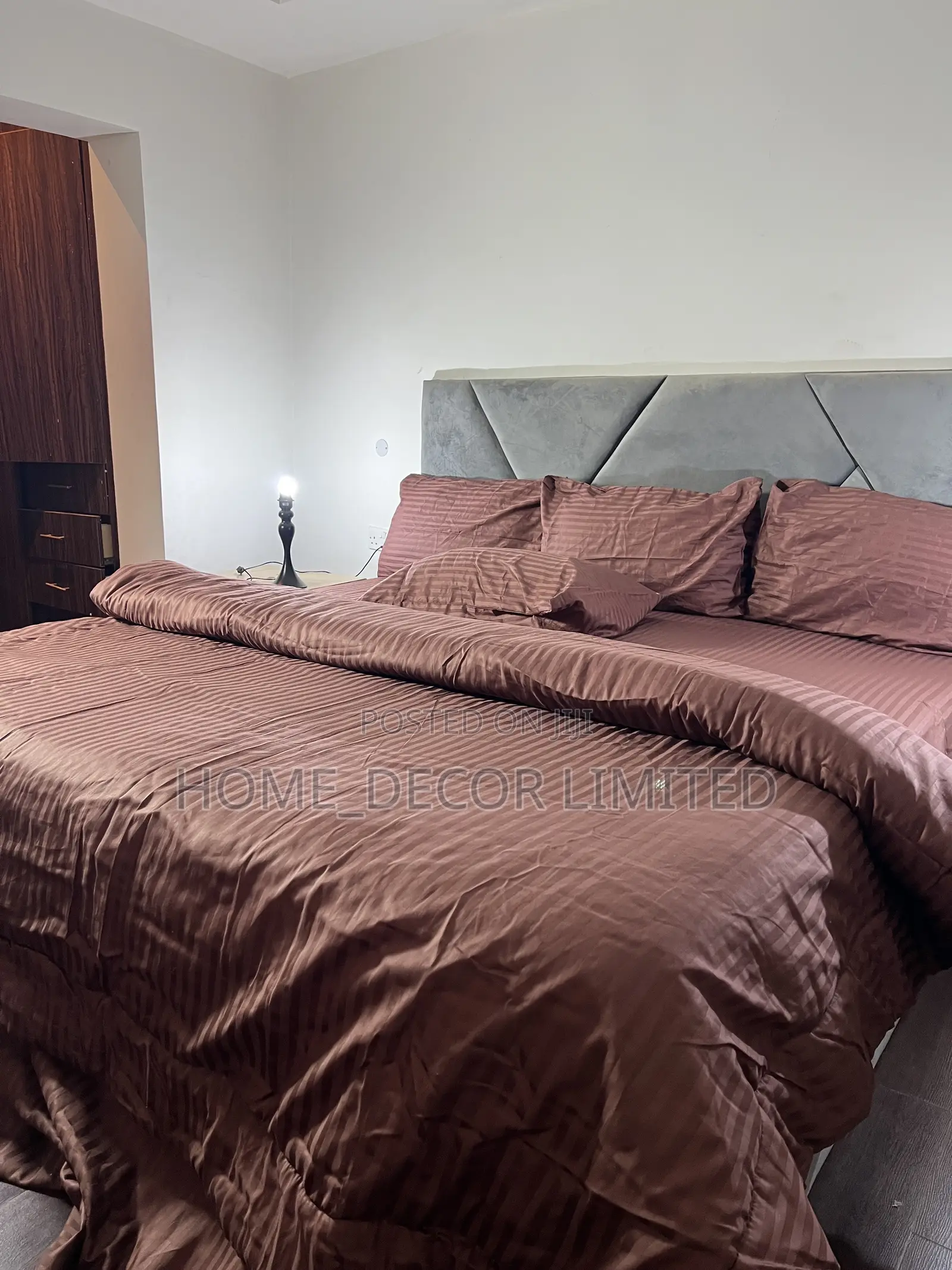 Beddings Sets ( Plain Egyptian, Polish , British Quality )