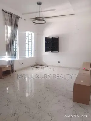 4bdrm Townhouse / Terrace in Chevron for rent