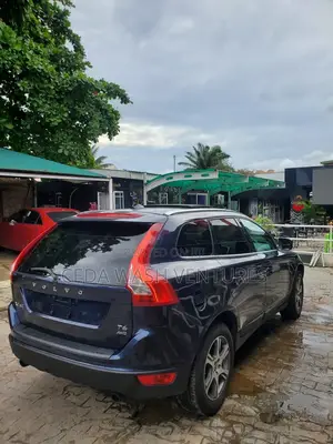Volvo XC60 T6 AWD 2013 Blue