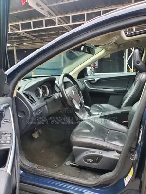 Volvo XC60 T6 AWD 2013 Blue
