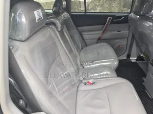 Toyota Highlander 2010 Gray