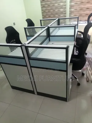 4 Men Work Station