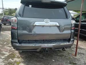 Toyota 4-Runner Limited 4dr SUV 4WD (4.0L 6cyl 5A) 2015 Gray