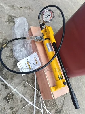 Hydraulic Pump With Guage