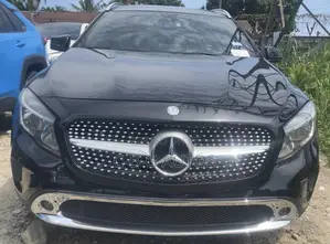 Mercedes-Benz GLA 250 2017 Black