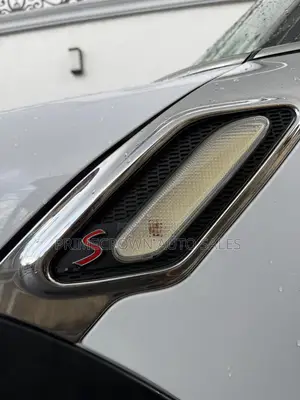 Mini Cooper Classic 2013 White