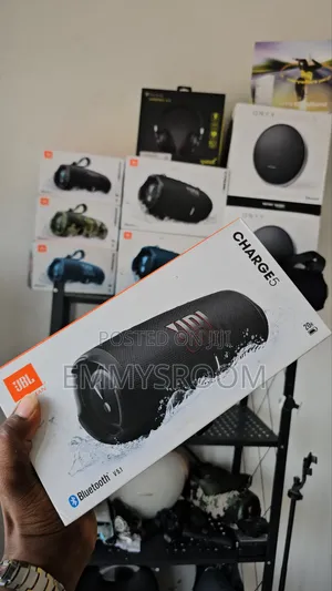 JBL Charge 5