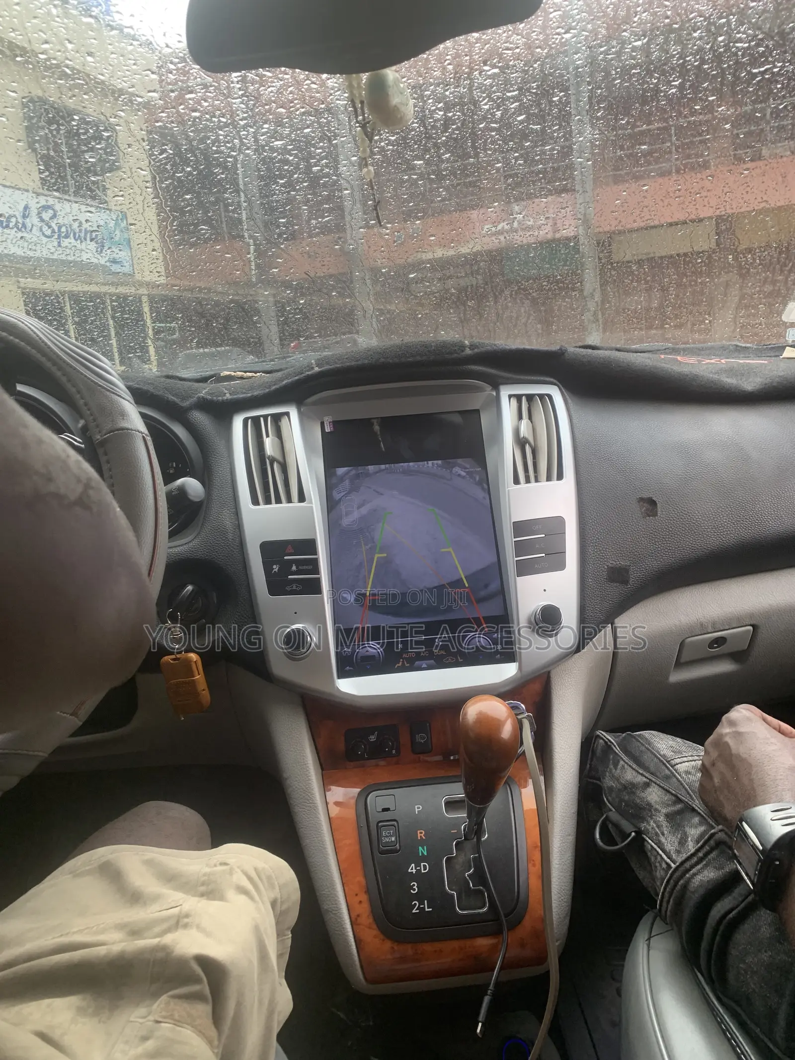 Lexus 330 Tesla Android Screen + Reverse Camara