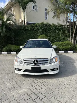 Mercedes-Benz C300 2010 White