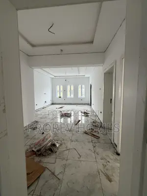 3bdrm Apartment in Opebi for sale